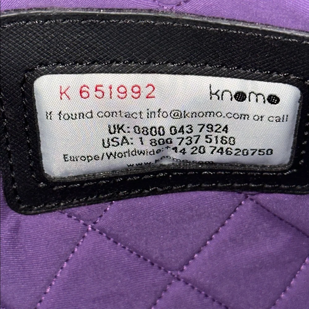 Knomo Elegant Black and Teal Quilted Laptop case!